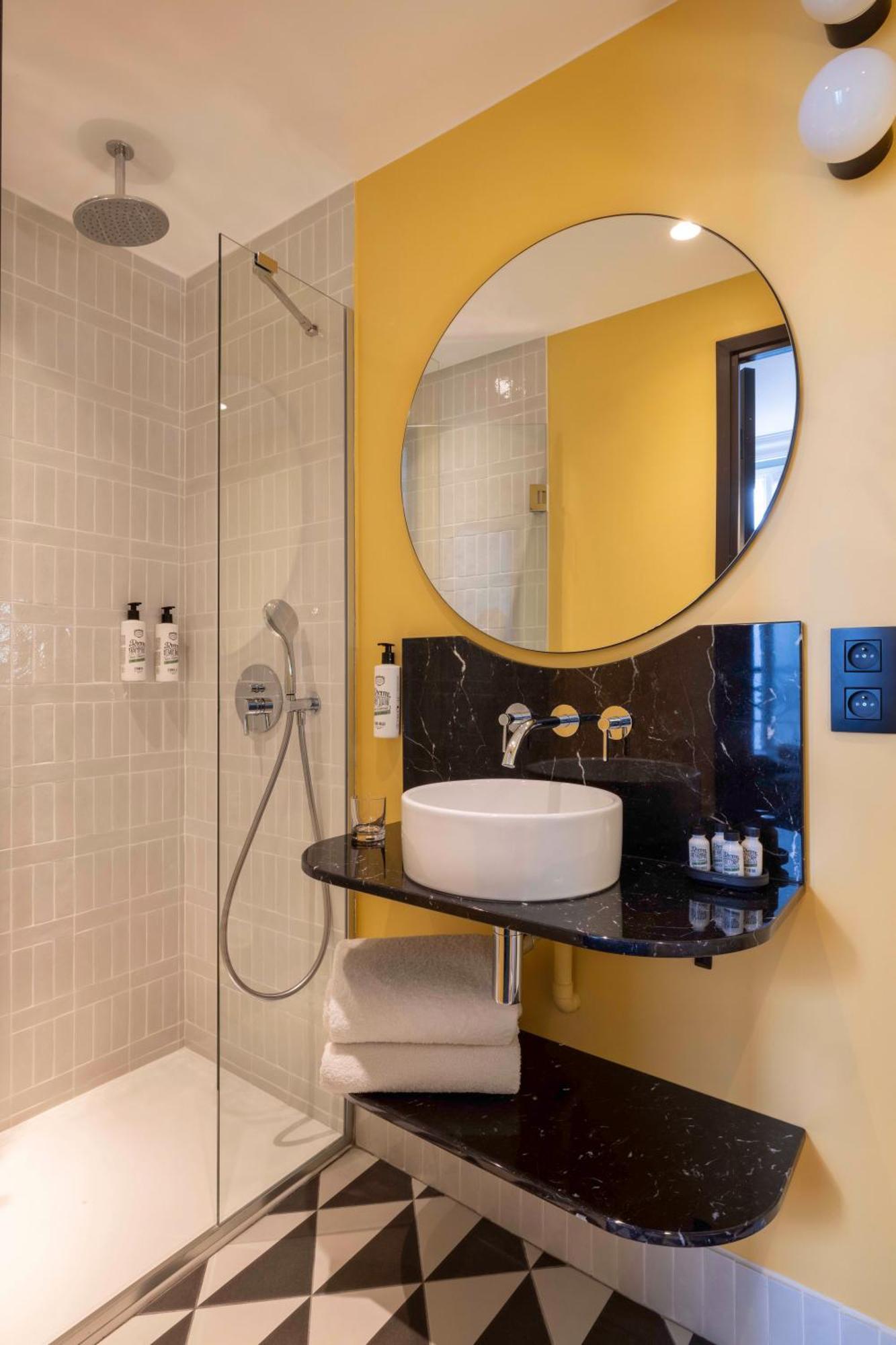 Le Clark 4* París